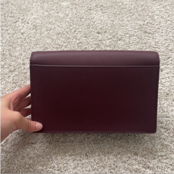 Kate Spade Maroon Crossbody Bag with Gold Chain Strap. - Picture 5 of 9